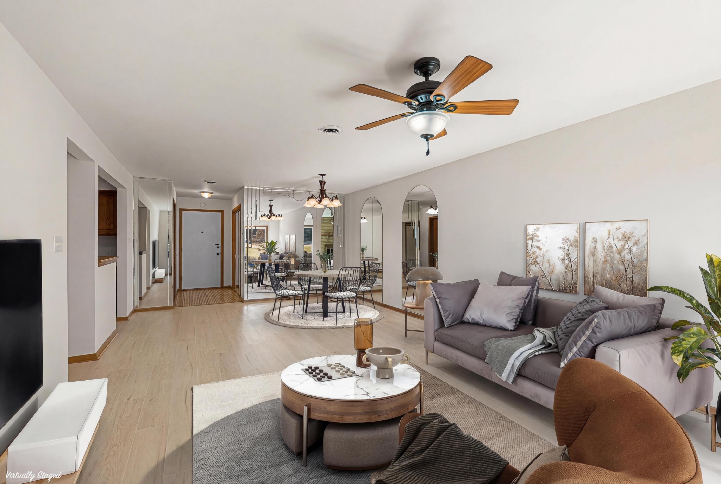 245 W Joliet Street Unit: 103