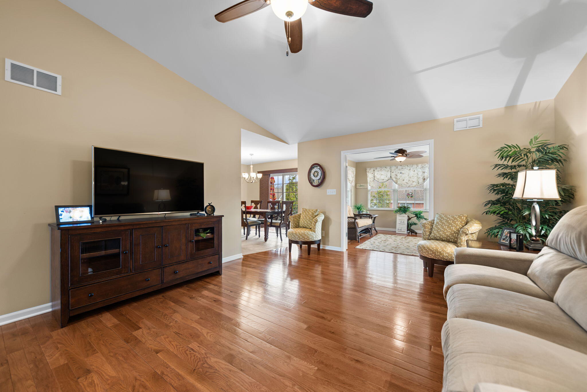 11628 Upper Peninsula Lane