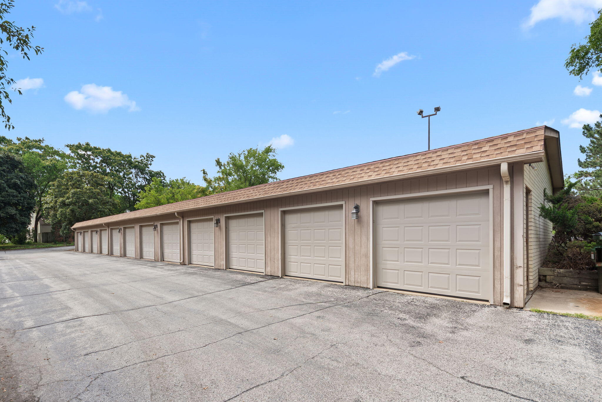 643 South Street Unit: 103