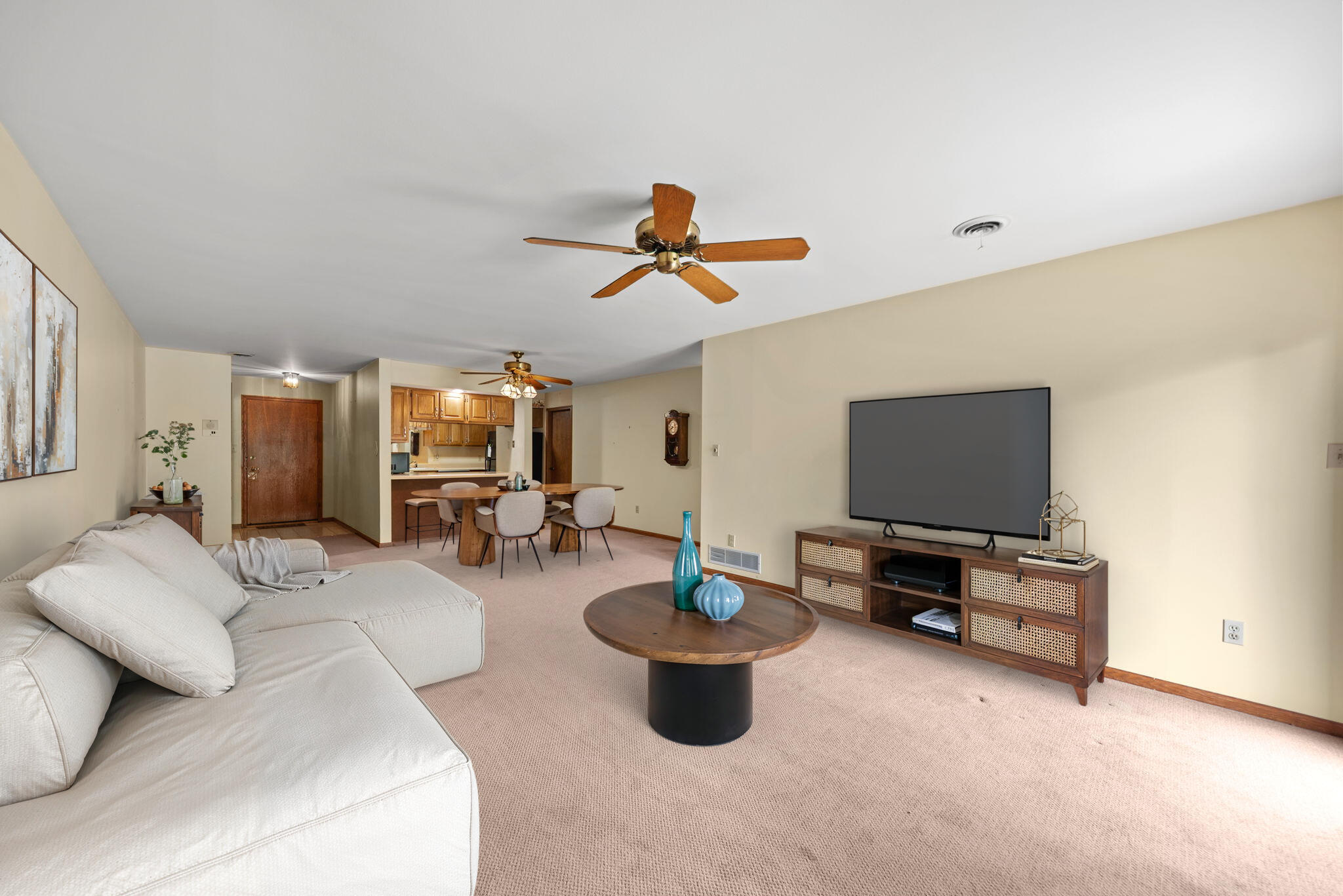 643 South Street Unit: 103