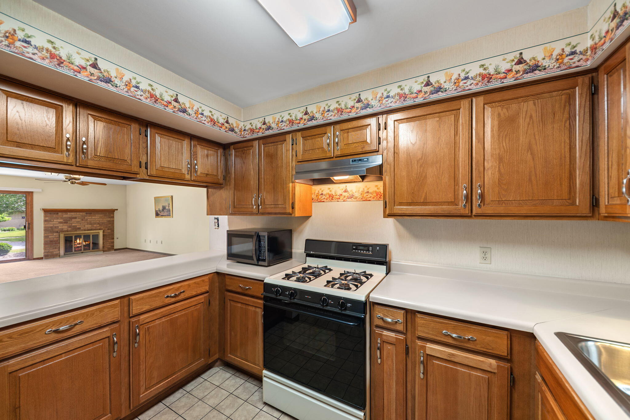 643 South Street Unit: 103