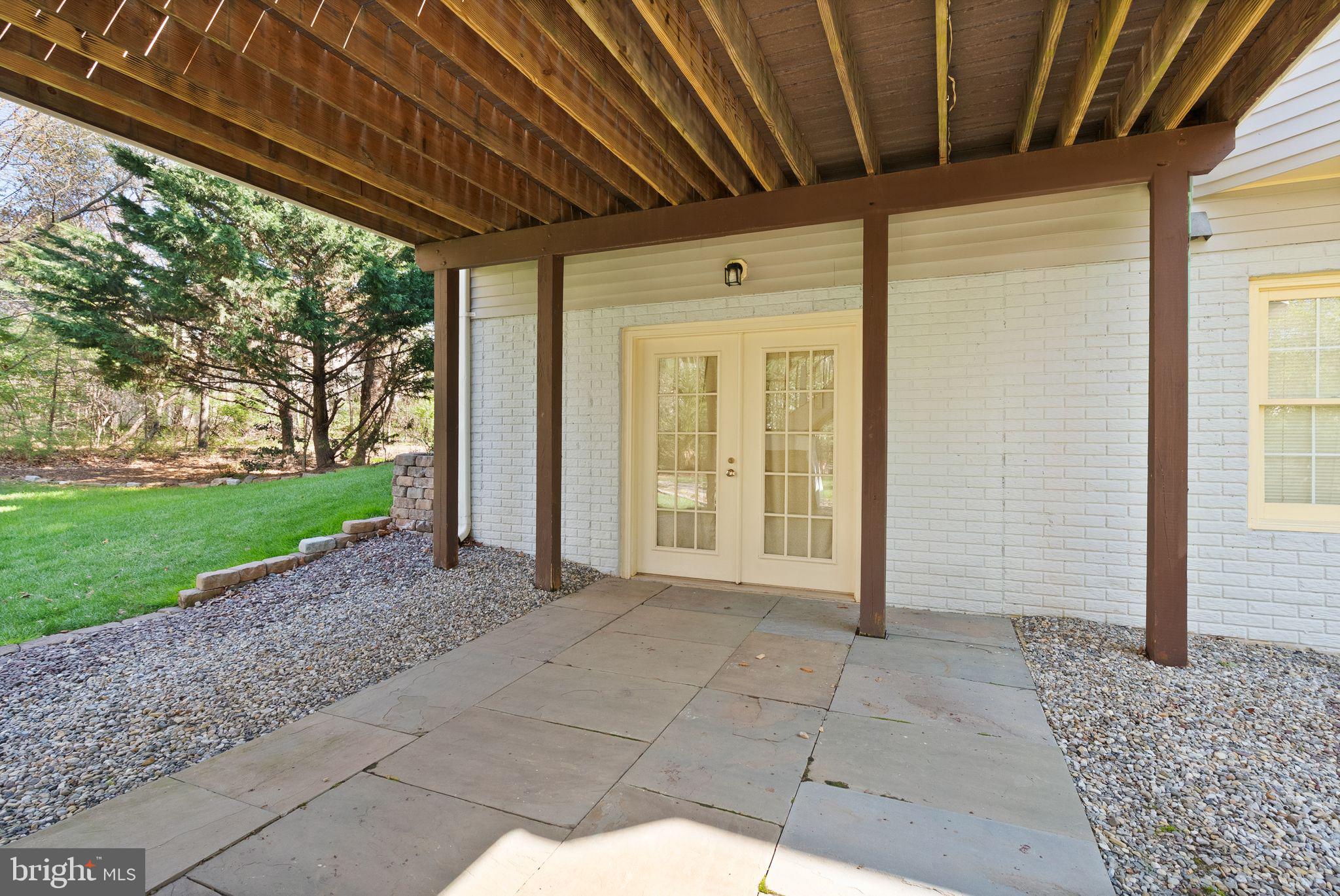 12212 JONATHONS GLEN WAY
