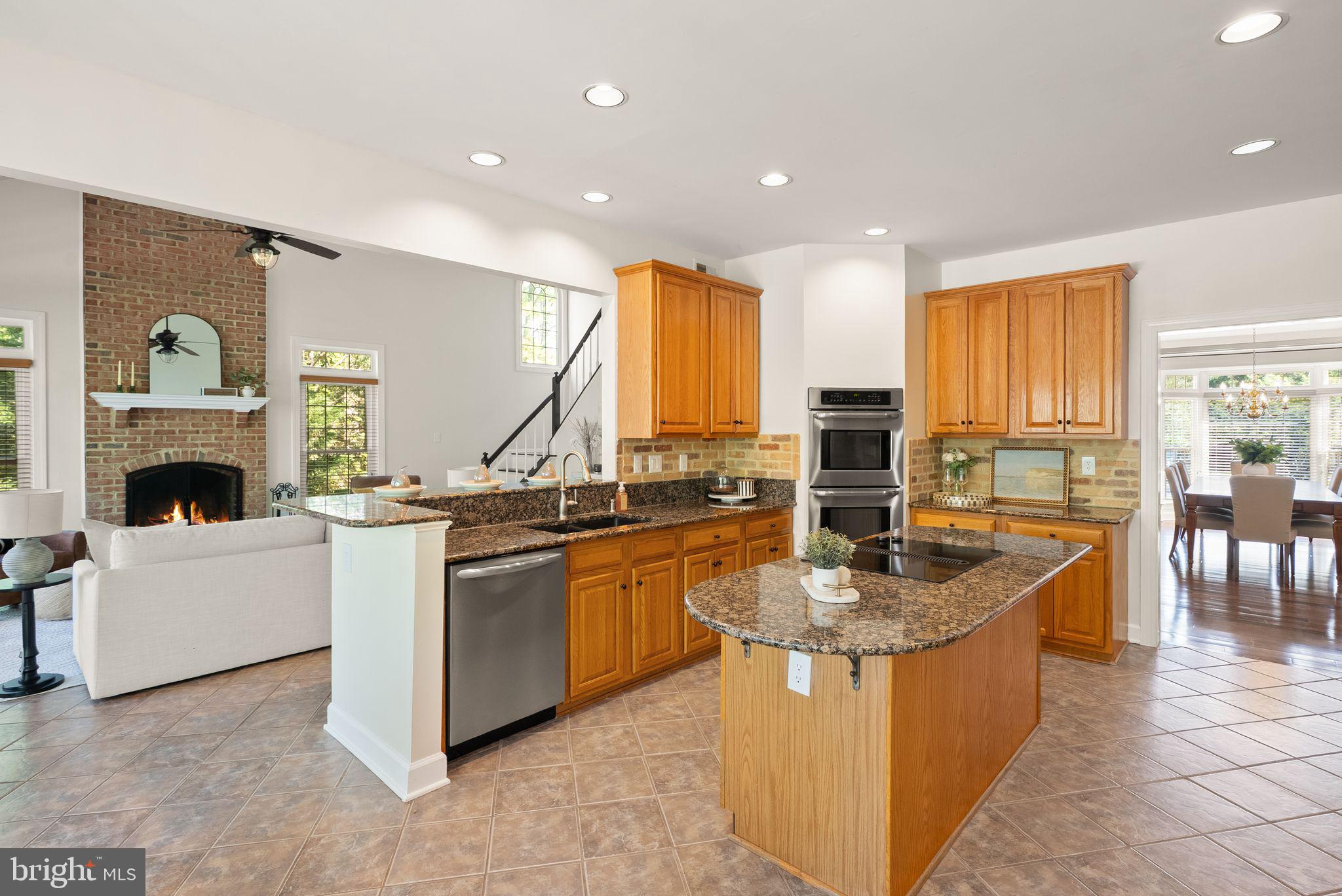 12212 JONATHONS GLEN WAY