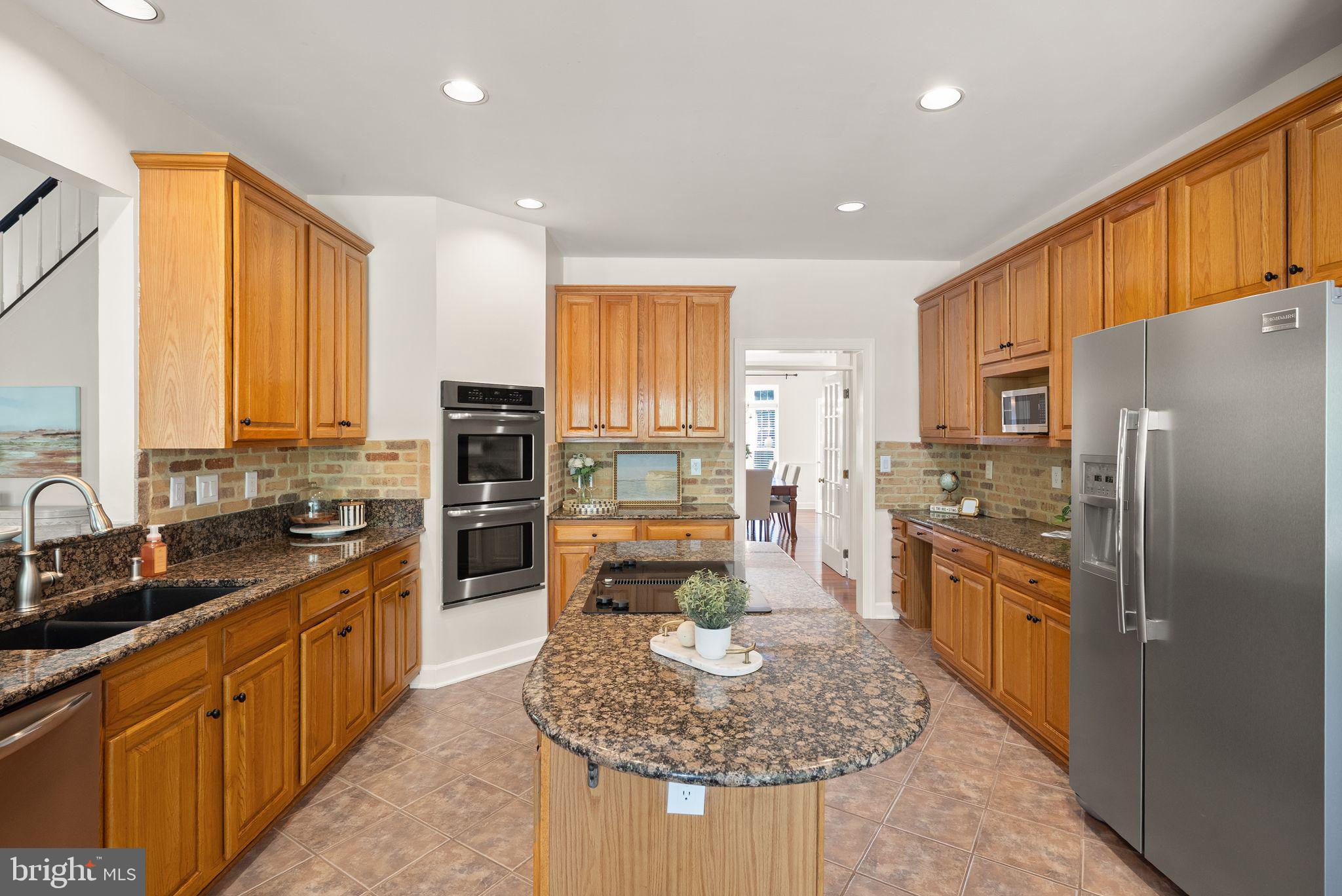 12212 JONATHONS GLEN WAY