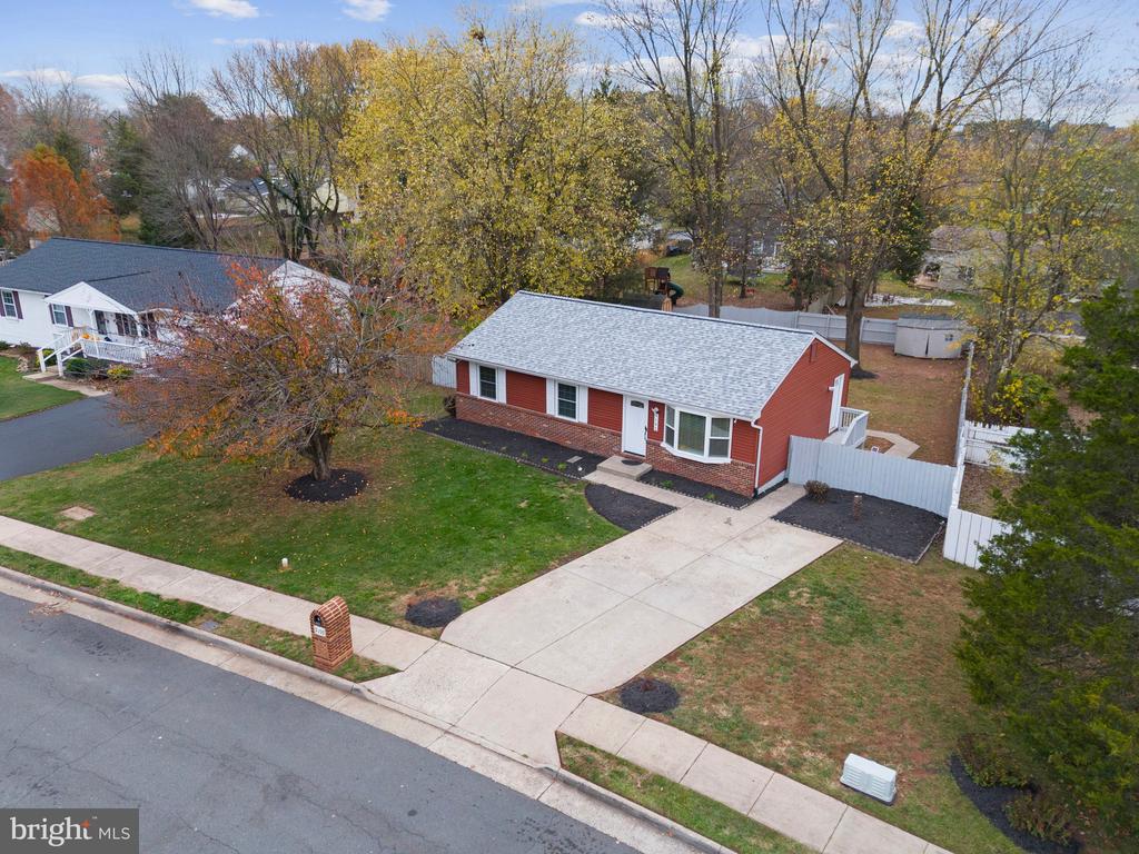9195 Winterset Dr