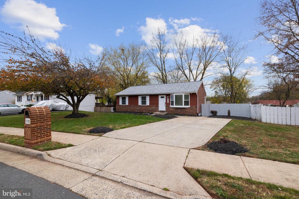 9195 Winterset Dr