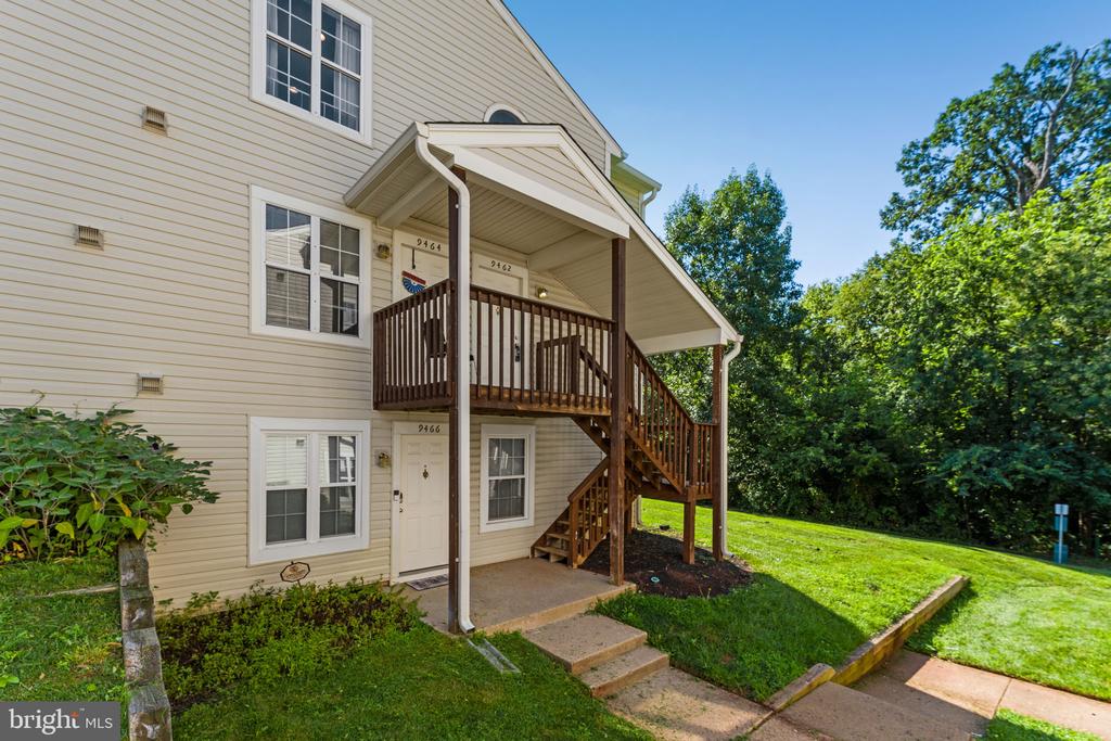 9462 SCARLET OAK DRIVE