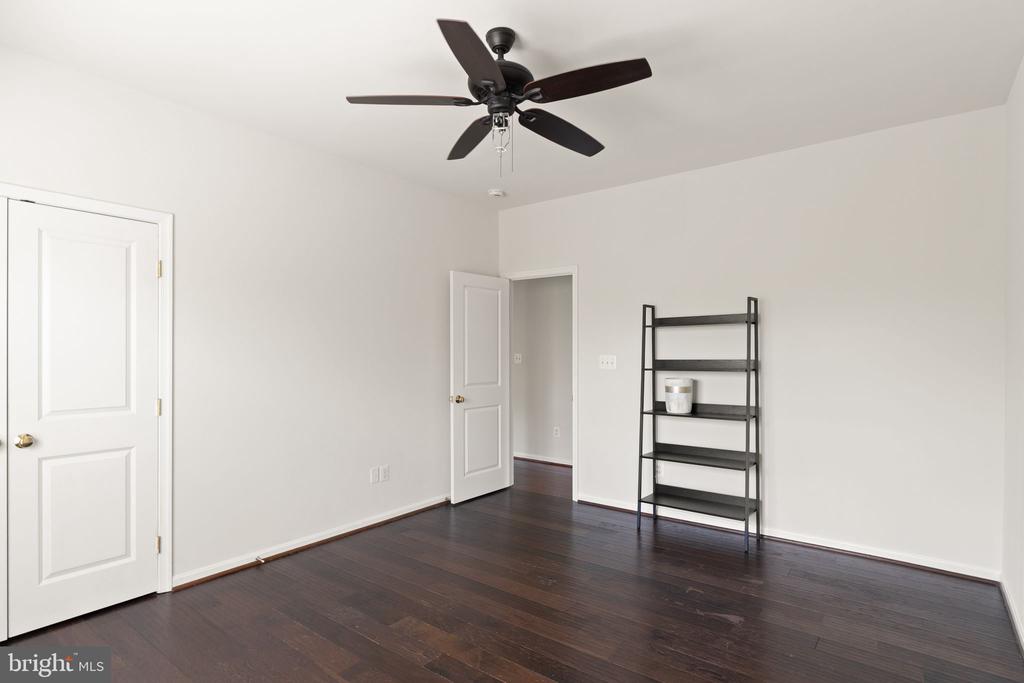 12850 VICTORY LAKES LOOP