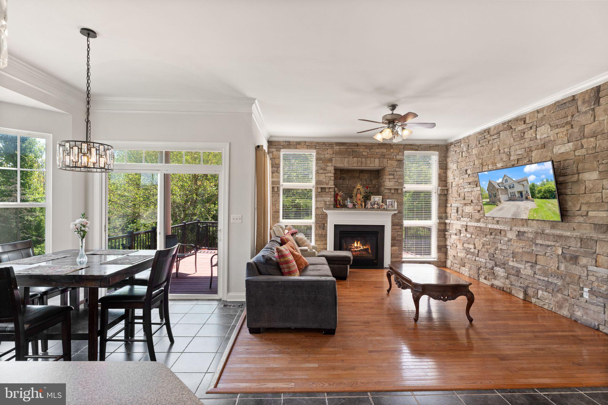 12850 VICTORY LAKES LOOP