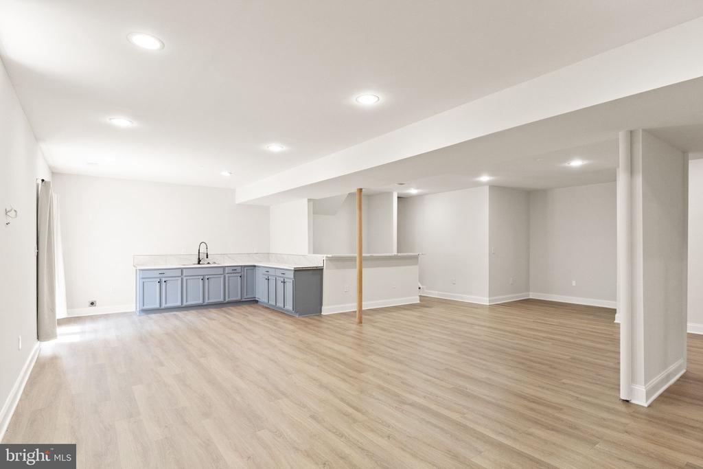 12850 VICTORY LAKES LOOP
