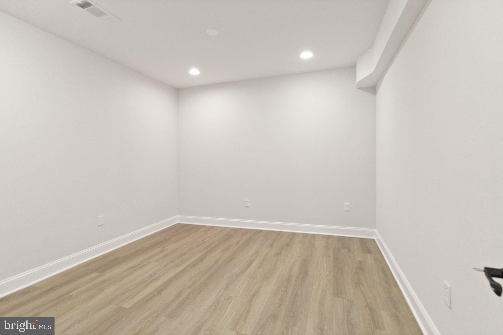 12850 VICTORY LAKES LOOP