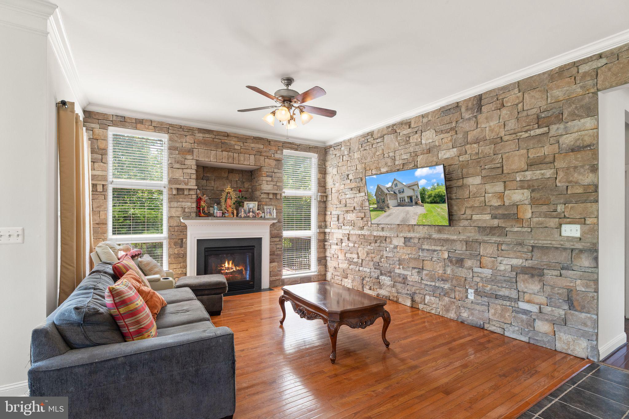 12850 VICTORY LAKES LOOP
