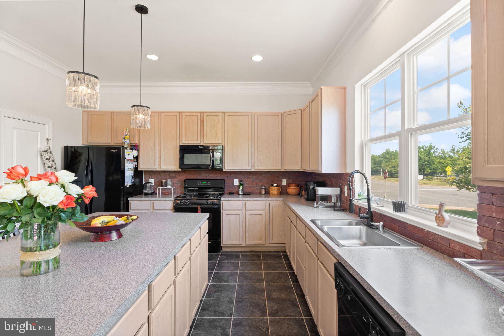 12850 VICTORY LAKES LOOP