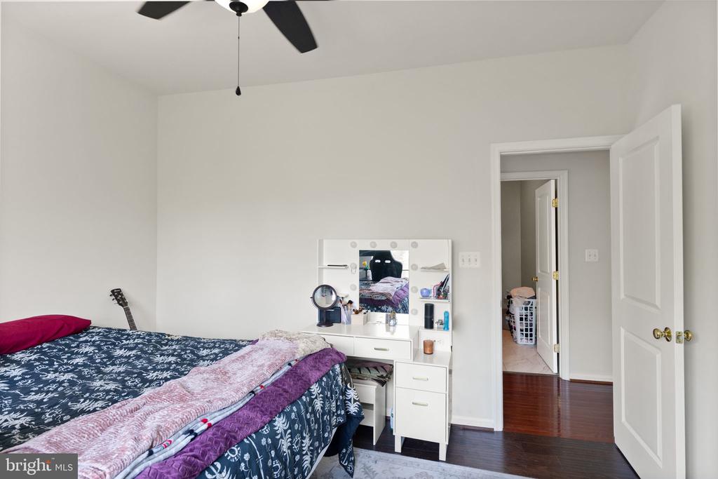 12850 VICTORY LAKES LOOP