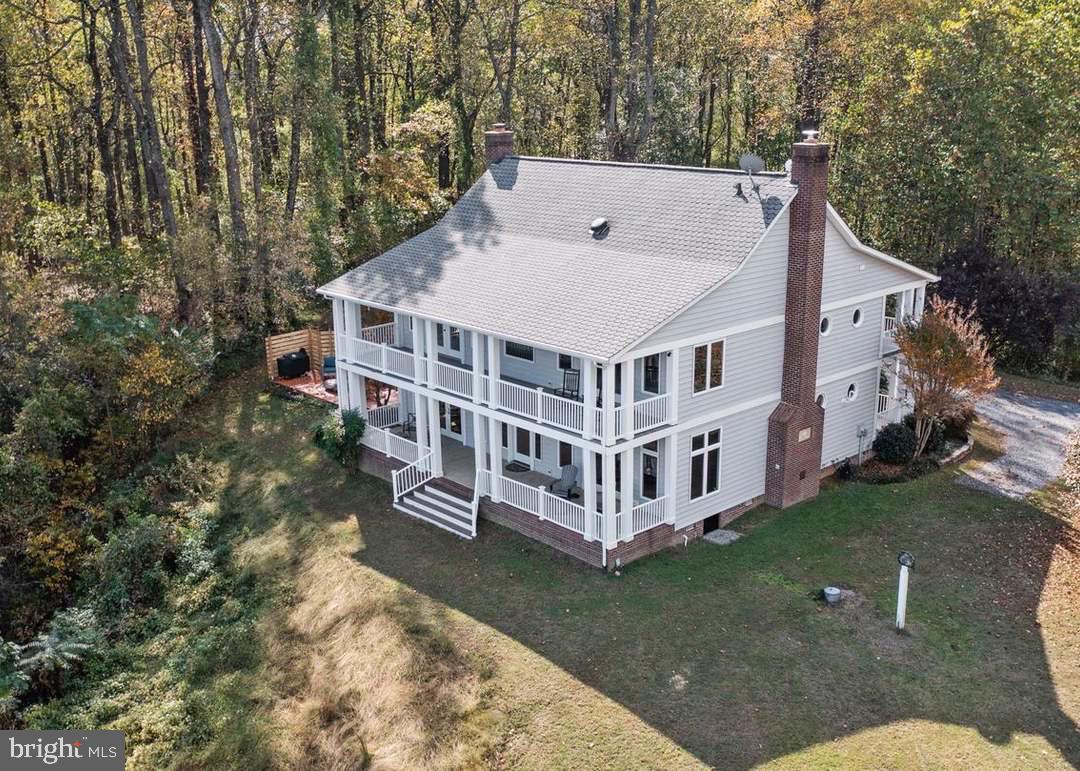 36 POCAHONTAS LN