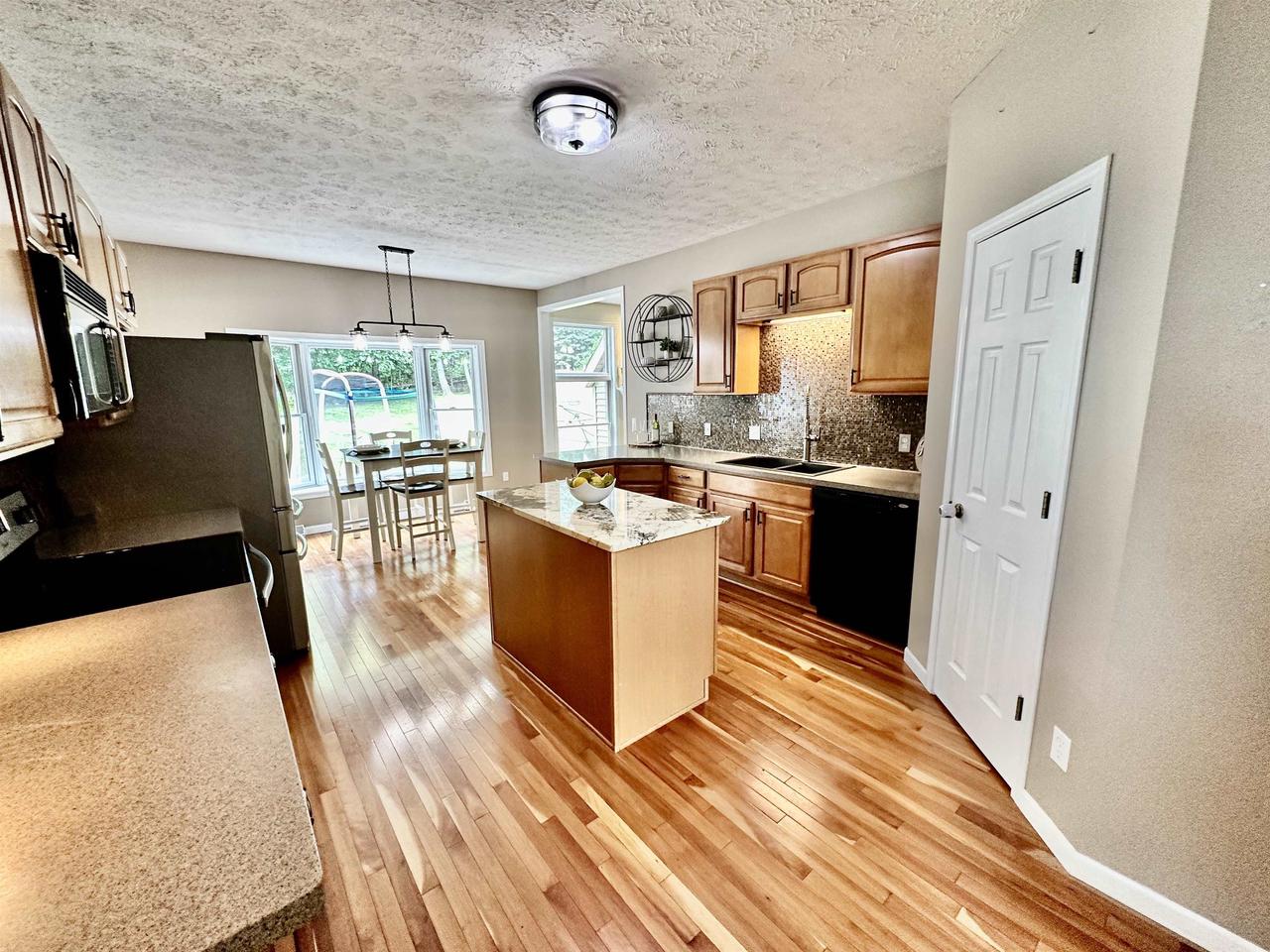 3423 Briar Crest Drive