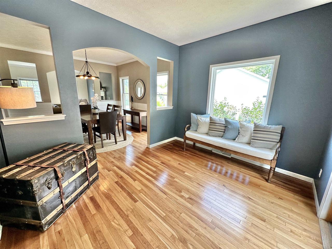 3423 Briar Crest Drive