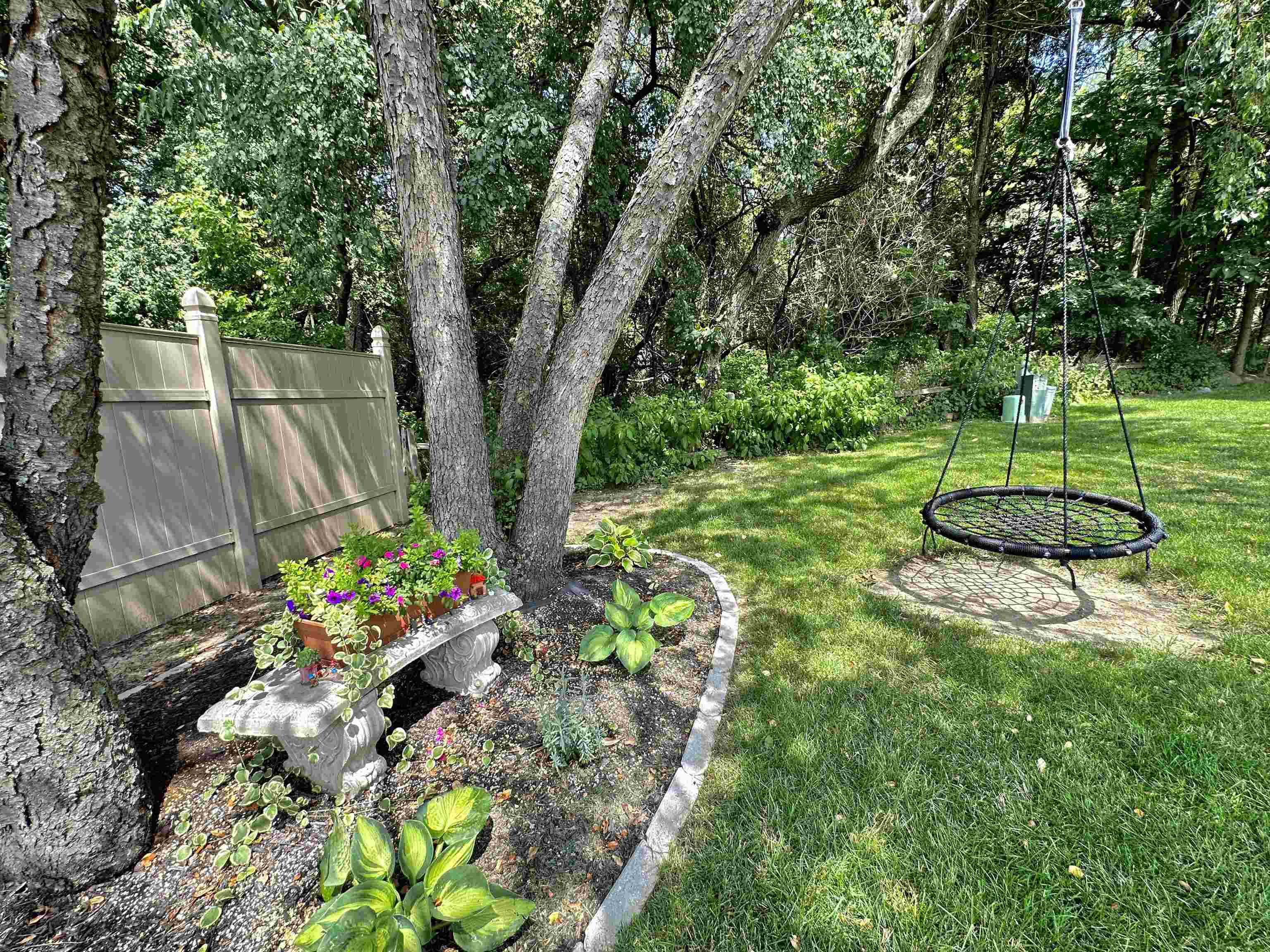 3423 Briar Crest Drive