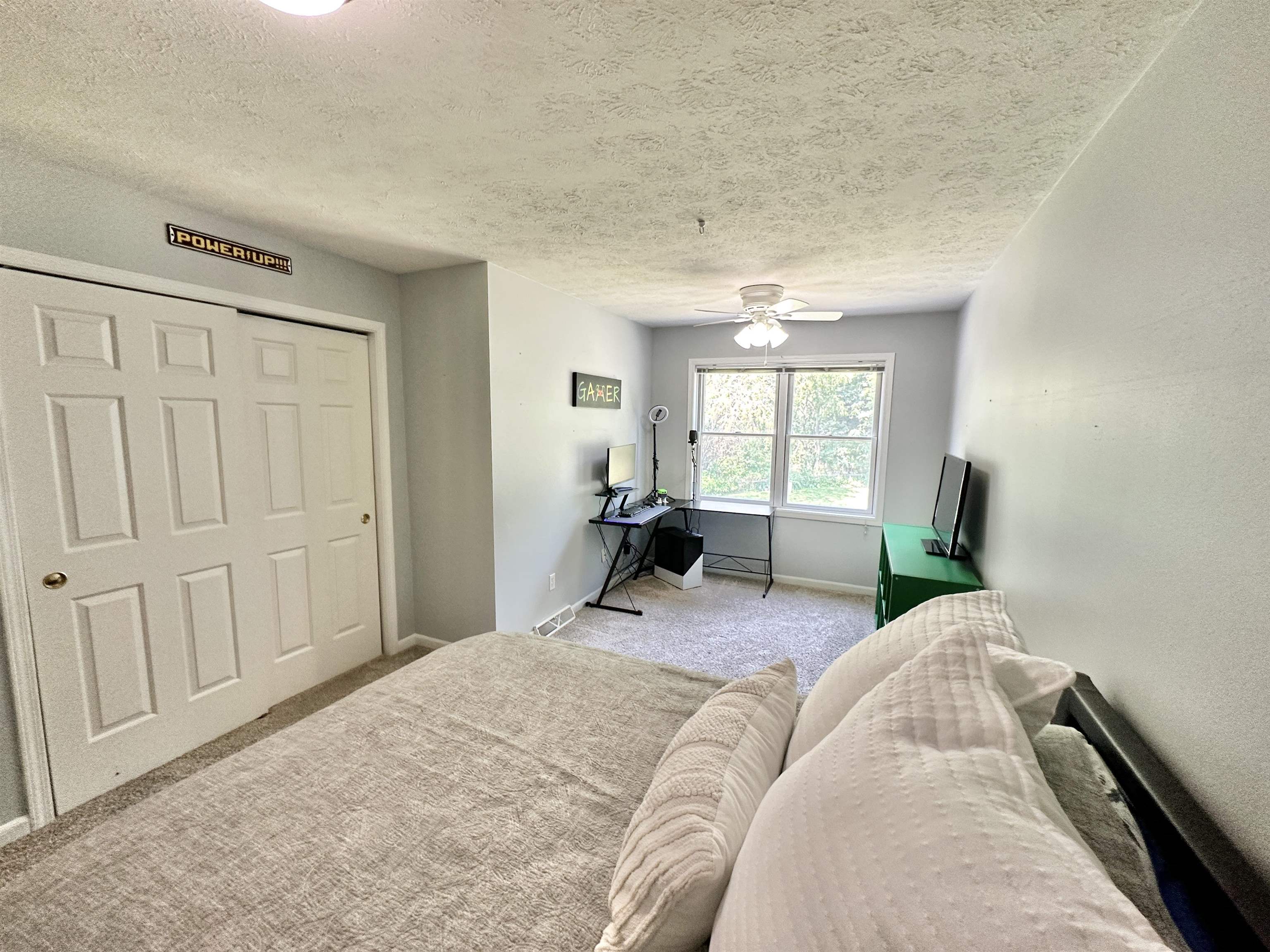 3423 Briar Crest Drive