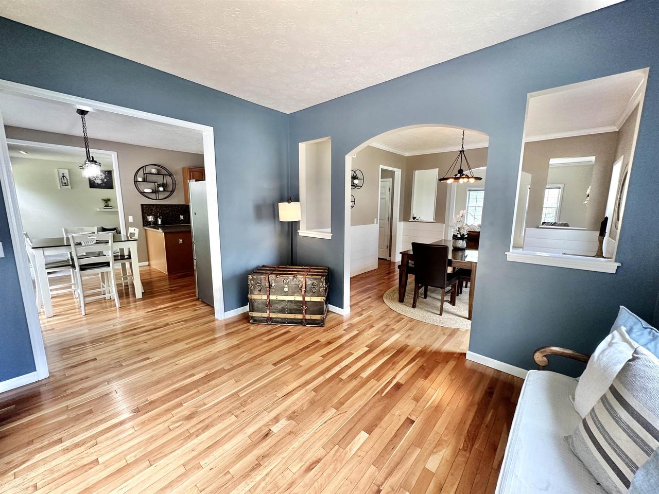 3423 Briar Crest Drive