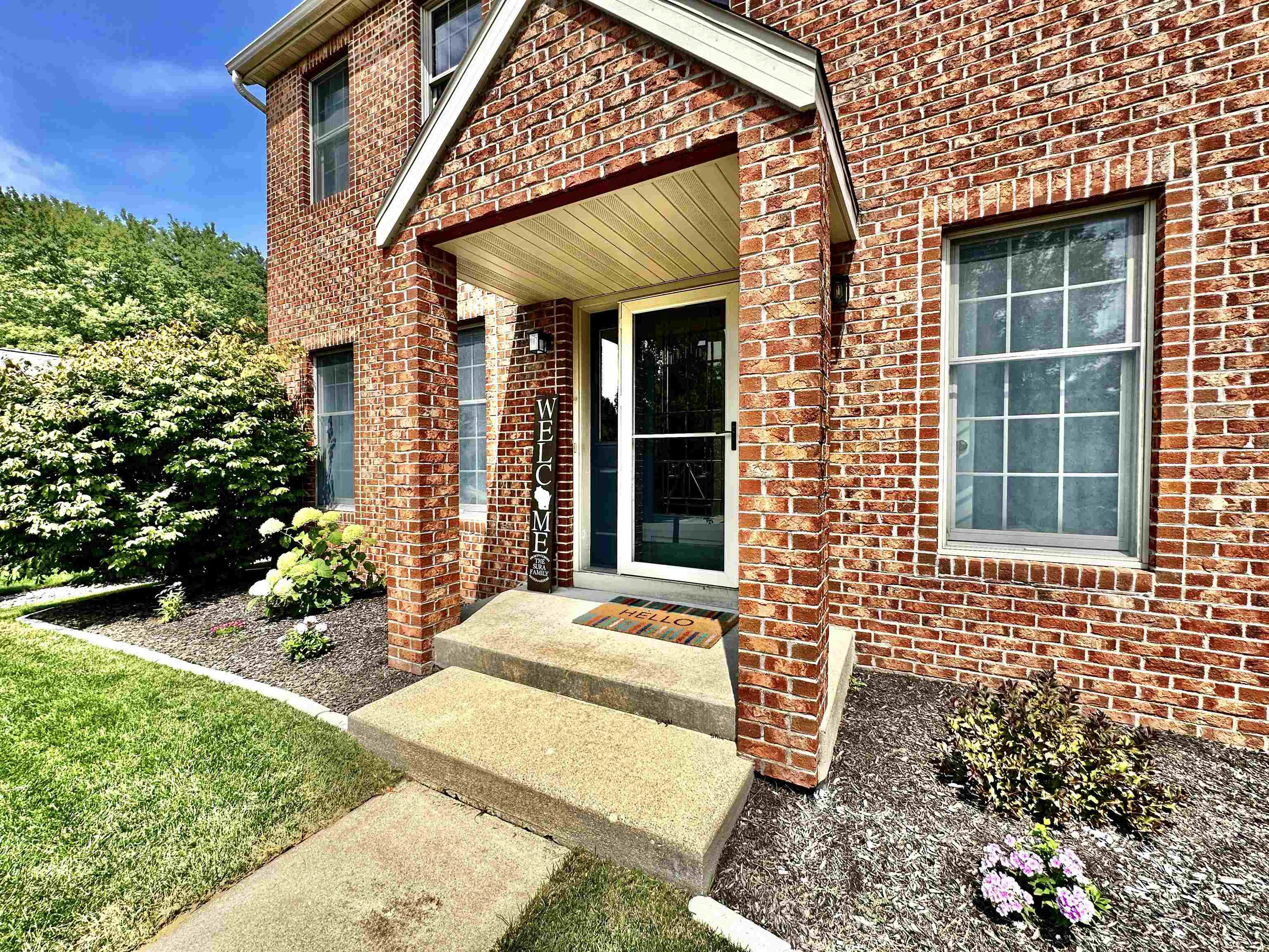 3423 Briar Crest Drive