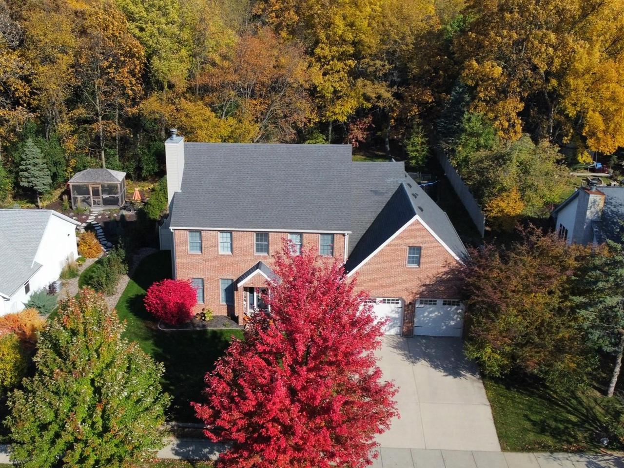 3423 Briar Crest Drive