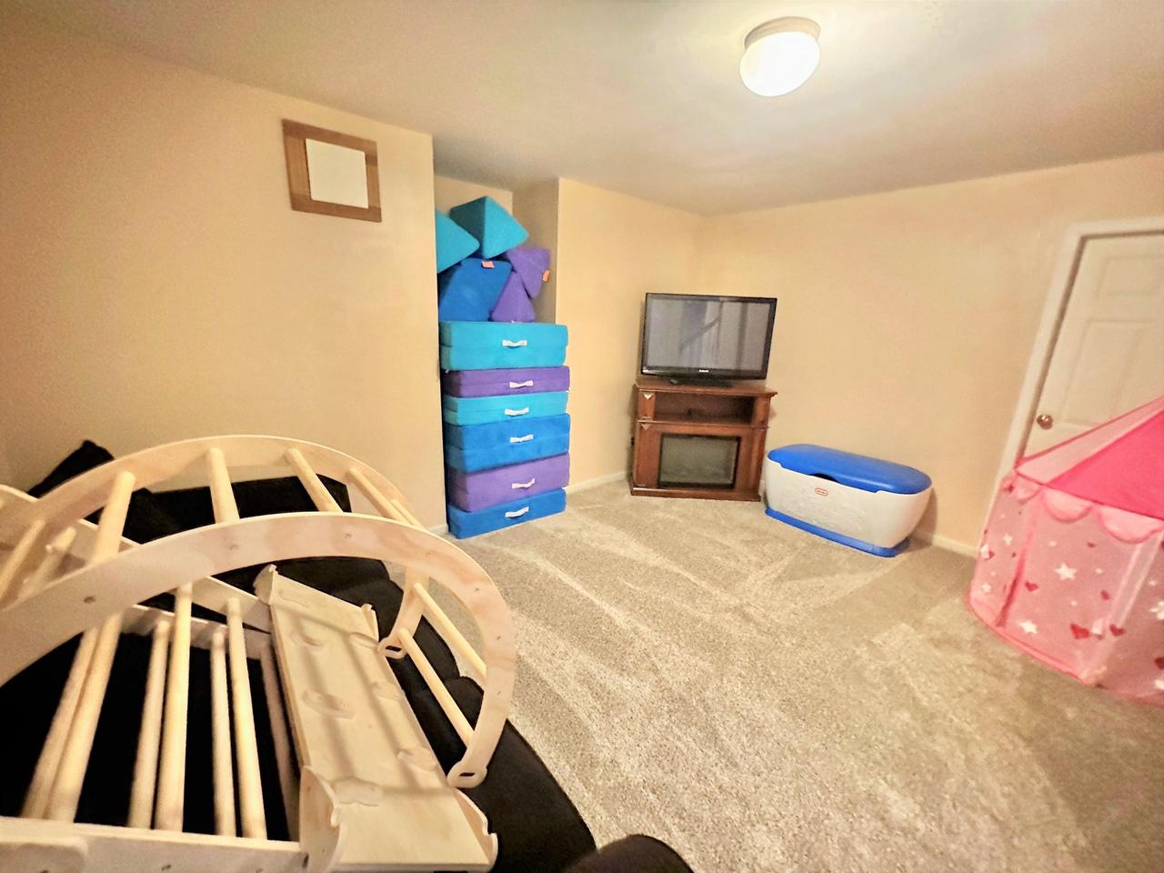 3423 Briar Crest Drive