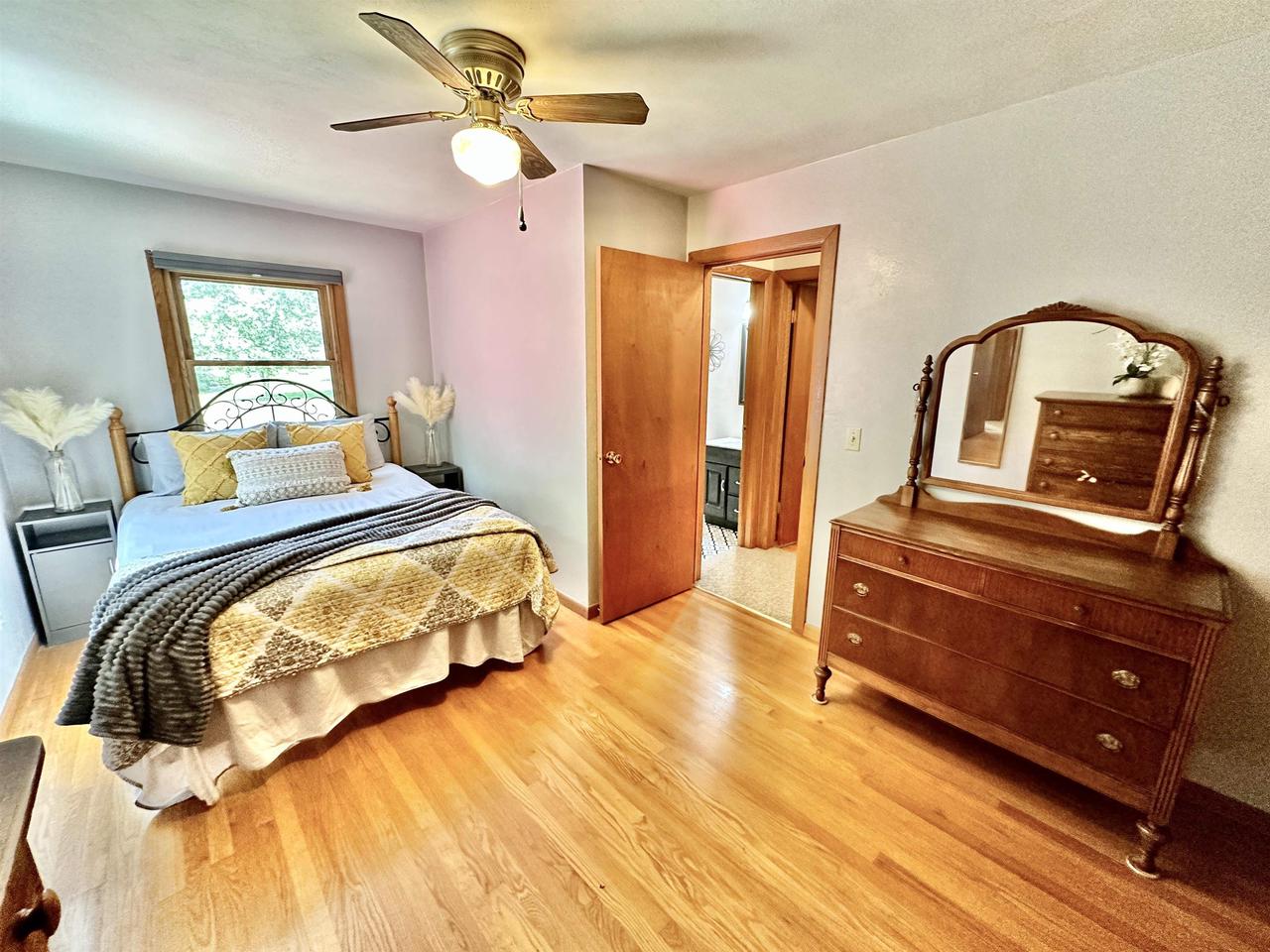 4326 South River Road