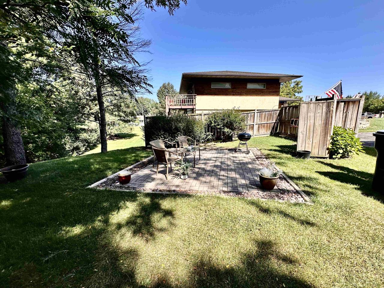 24 South Wright Road