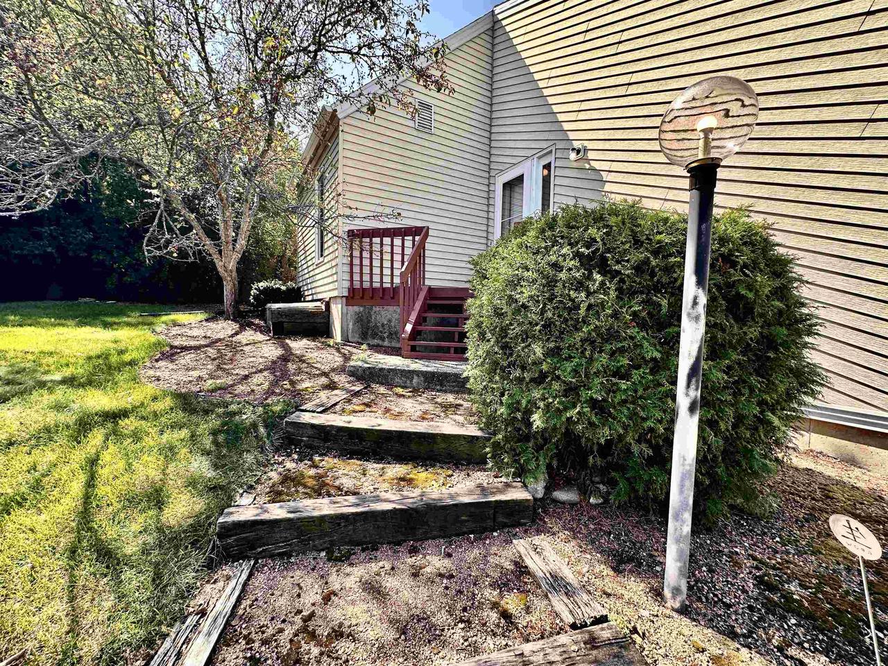 24 South Wright Road