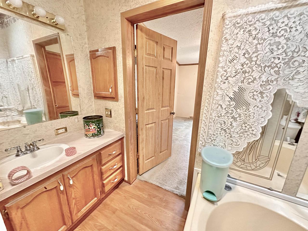 192 Schroeder Avenue