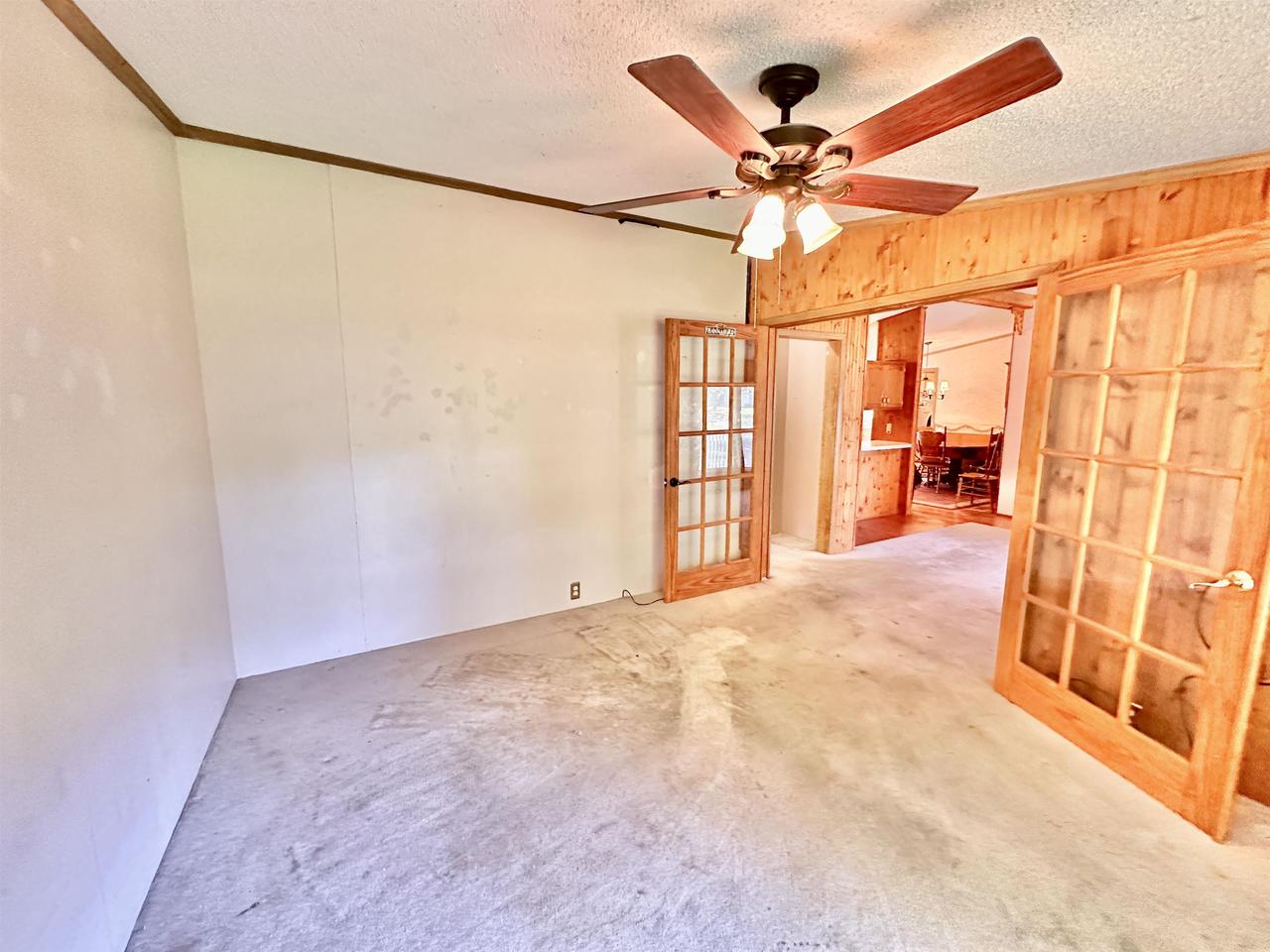 192 Schroeder Avenue