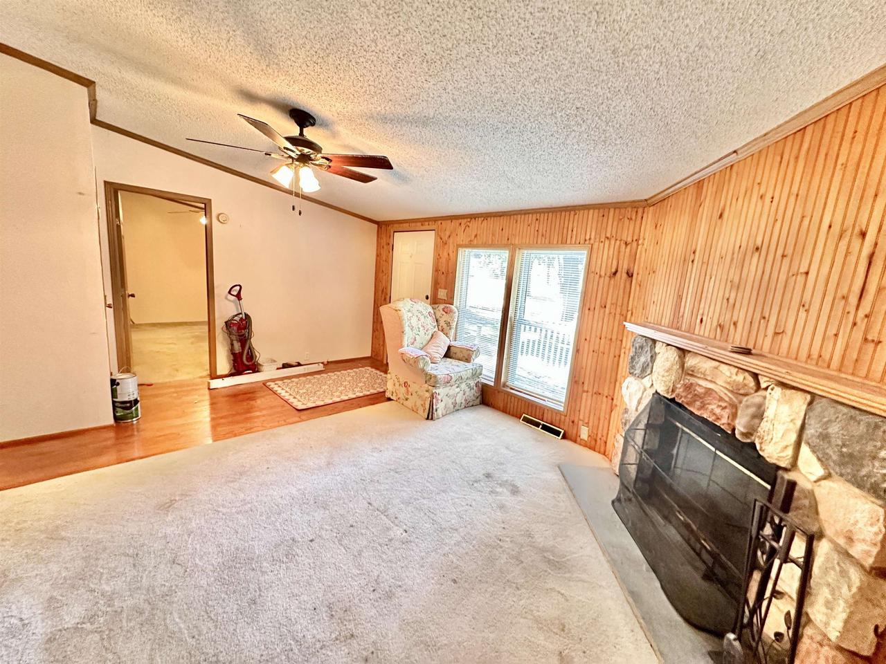 192 Schroeder Avenue