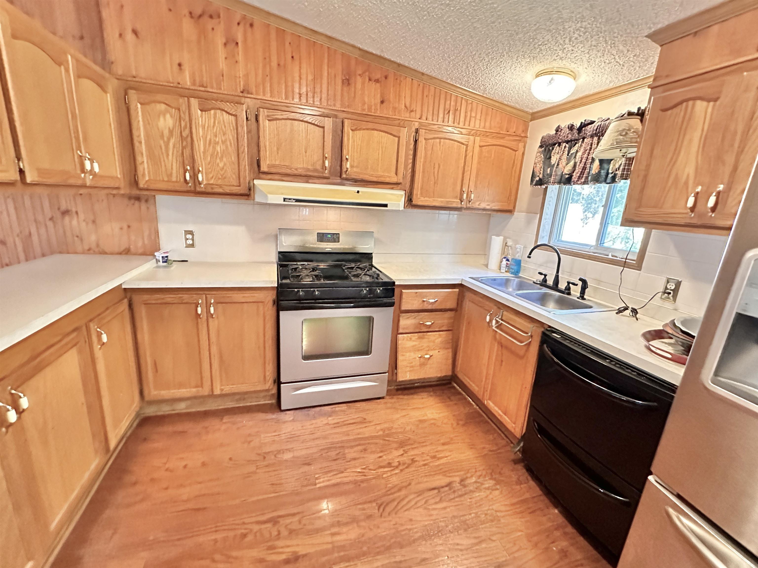 192 Schroeder Avenue