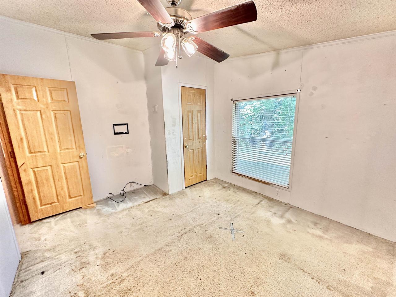 192 Schroeder Avenue