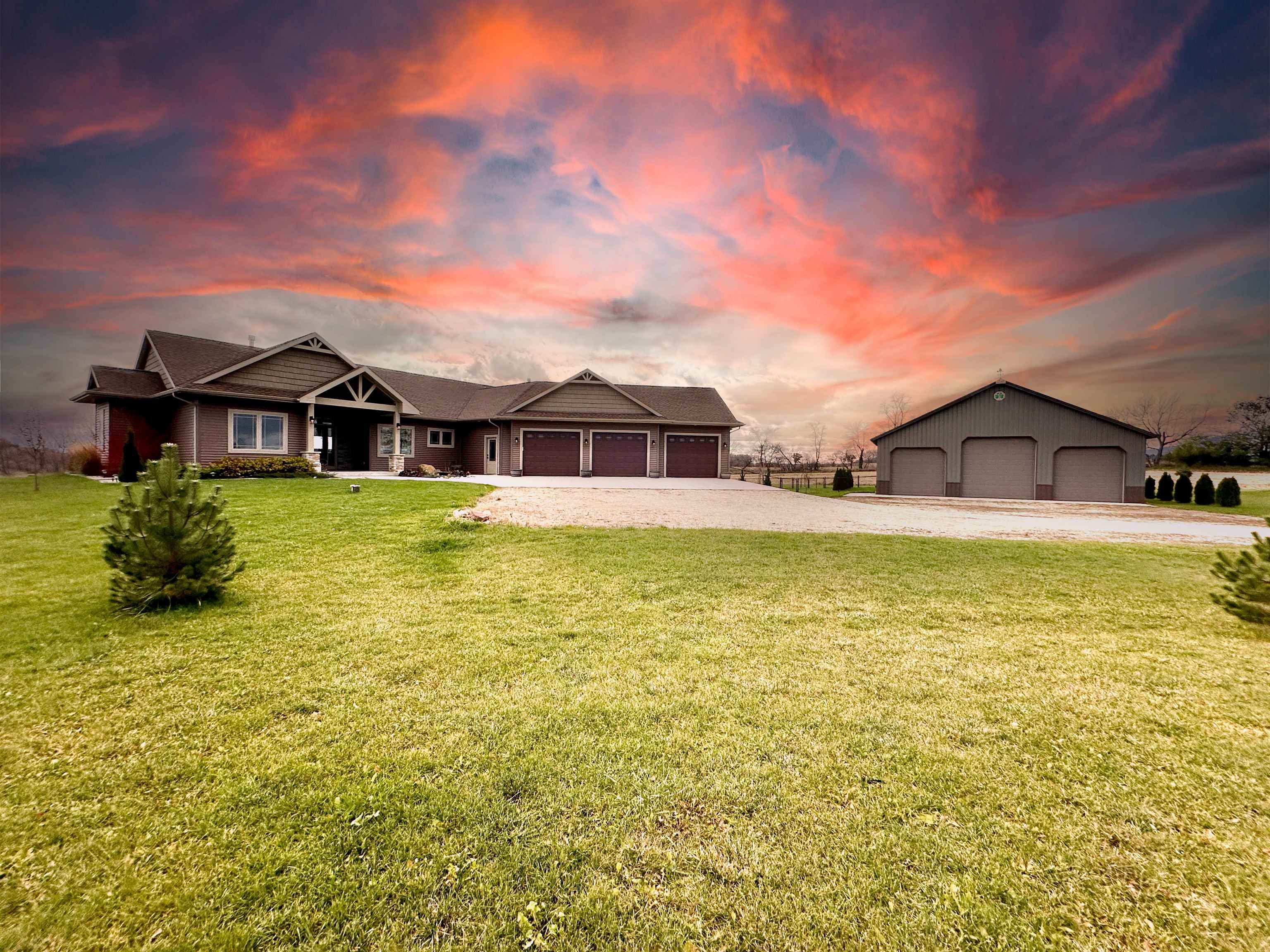 9799 W Stebbinsville Road