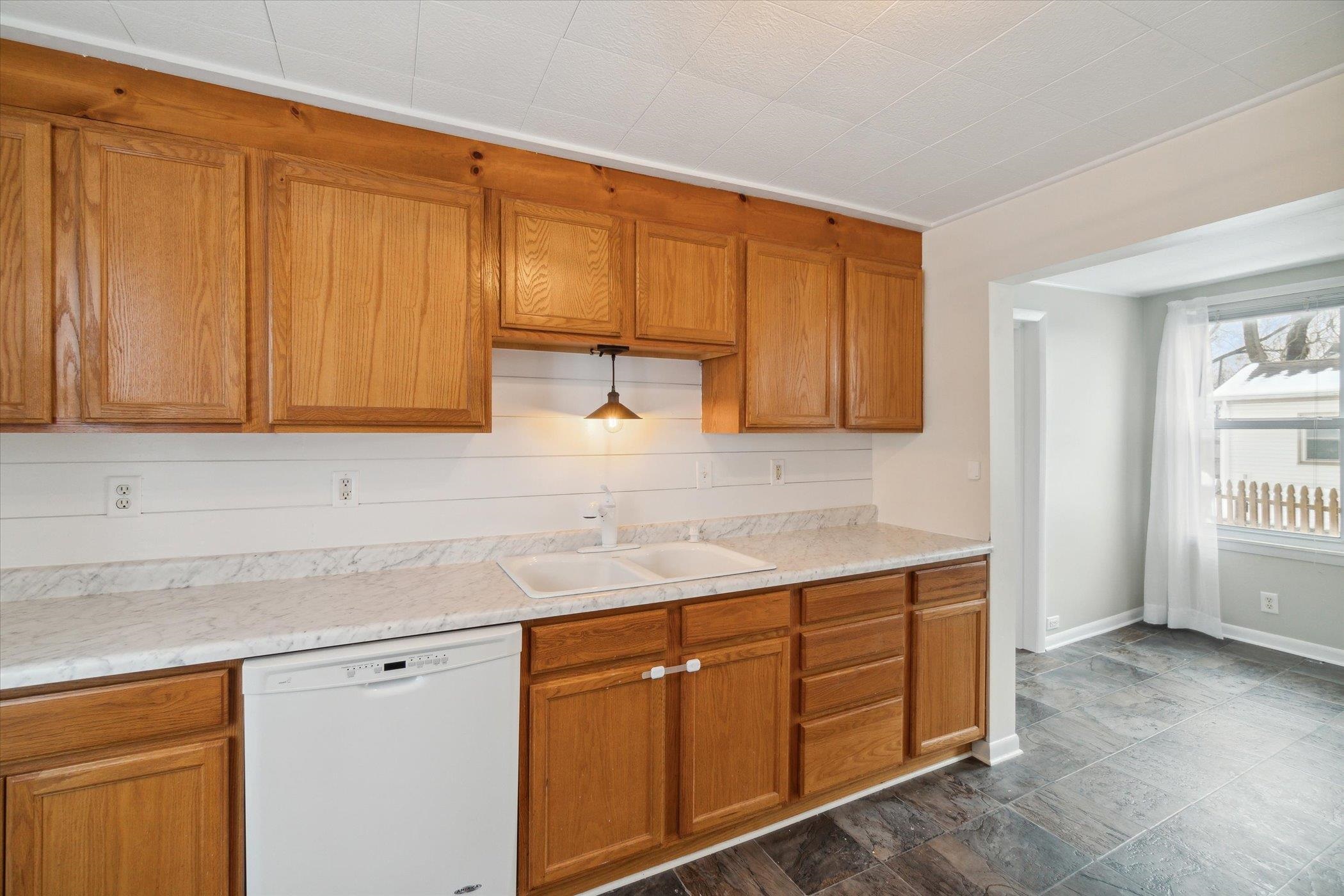 418 N Chatham Street