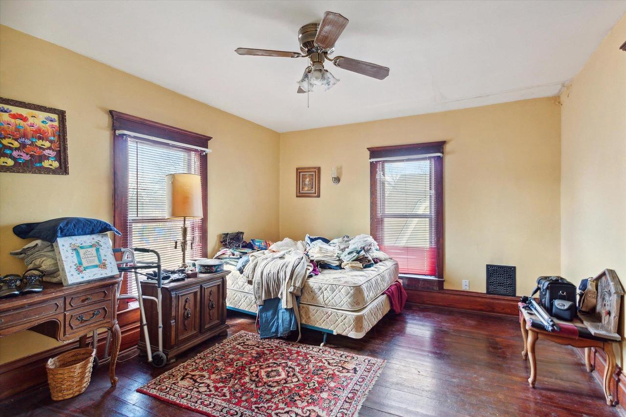 428 North Washington Street