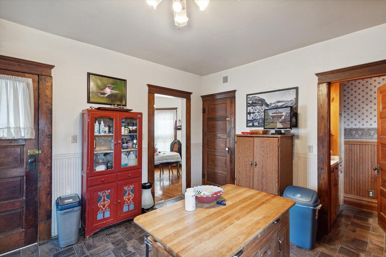 428 North Washington Street