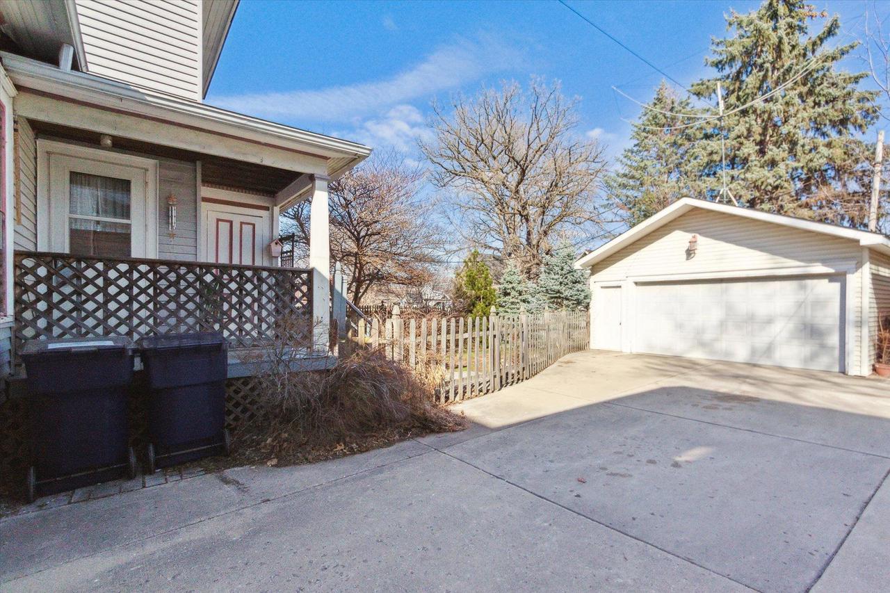 428 North Washington Street