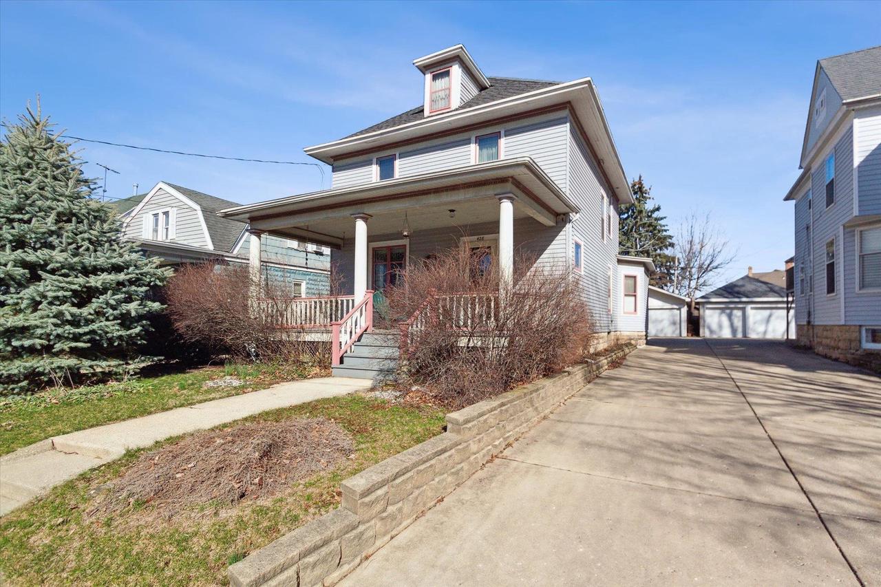 428 North Washington Street