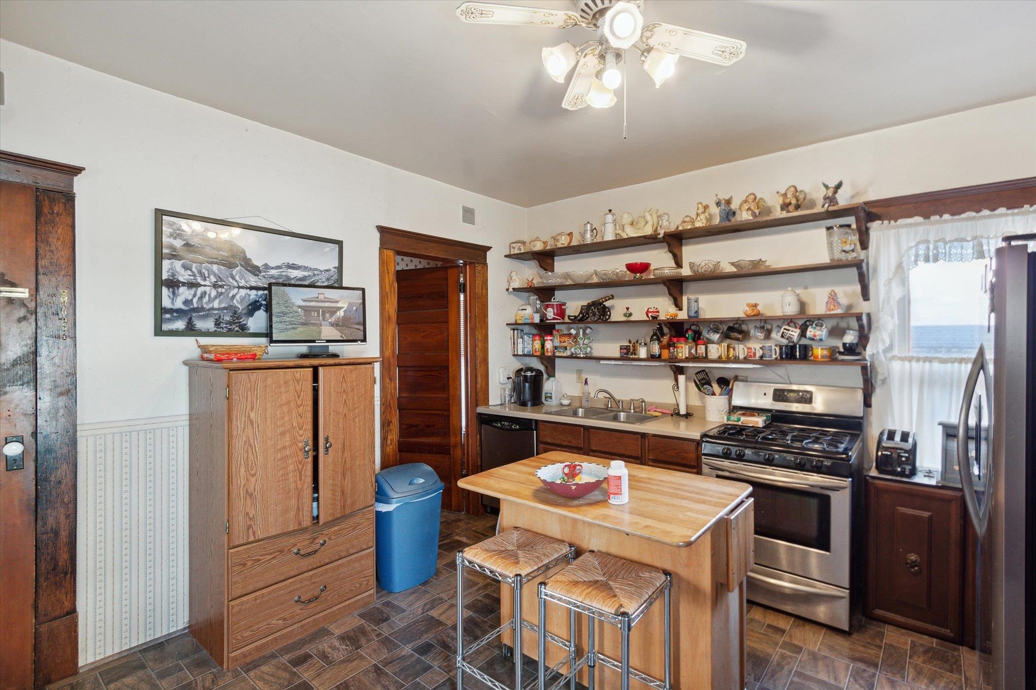 428 N Washington Street