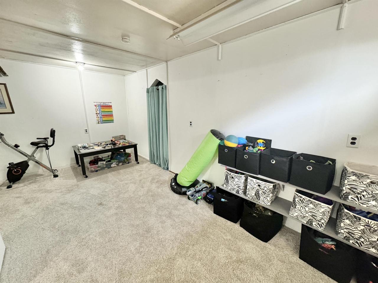 419 West Hilltop Trail