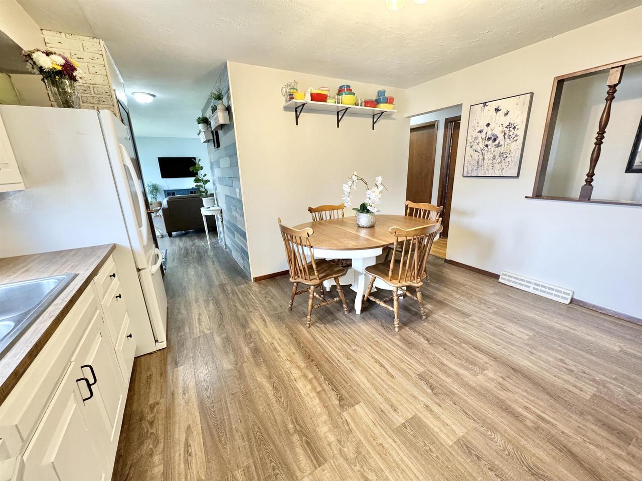 419 West Hilltop Trail