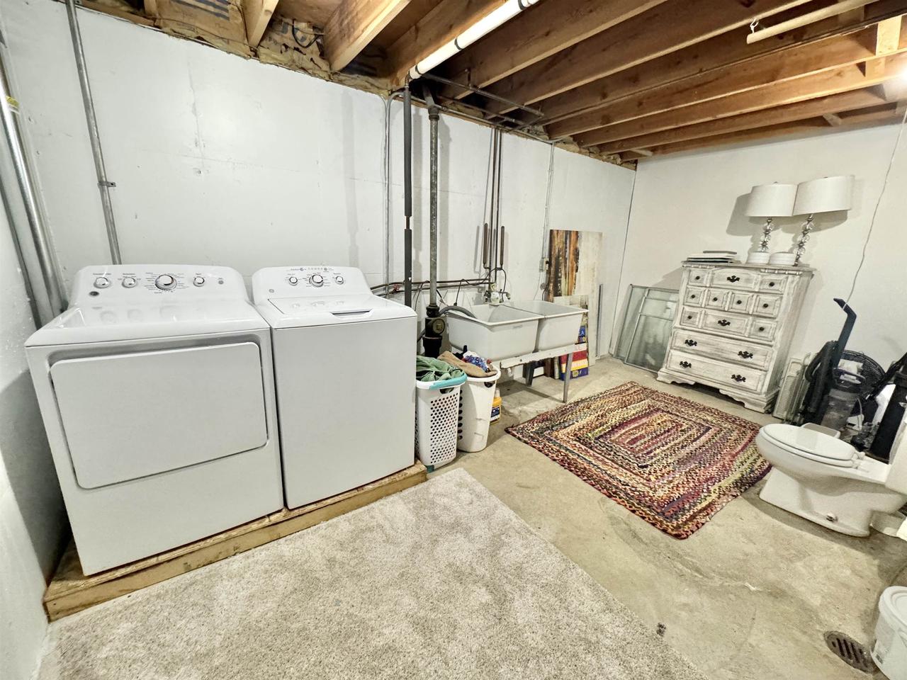 419 West Hilltop Trail