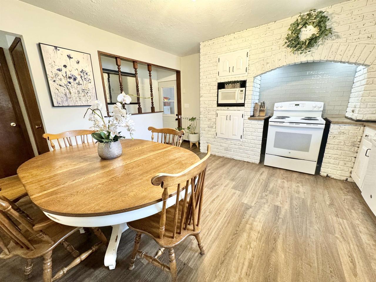 419 West Hilltop Trail