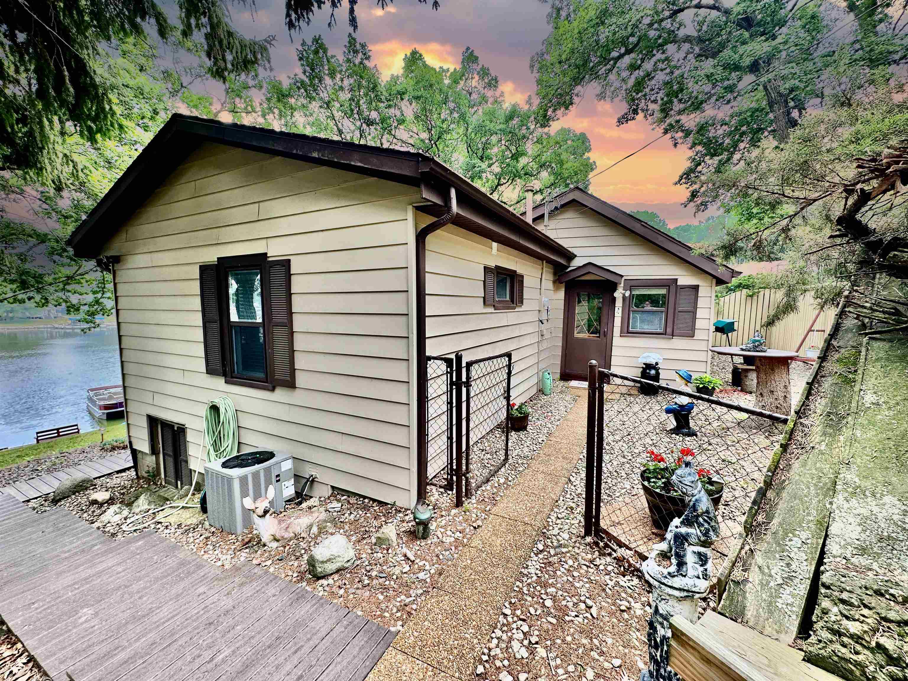 10622 N Watts Springs Park Road