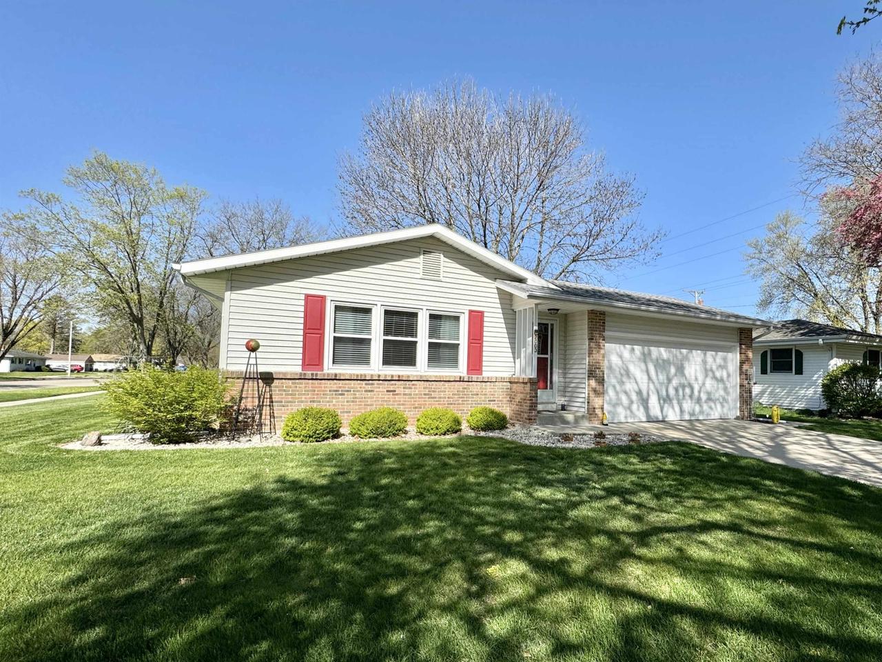 2003 North Lexington Drive