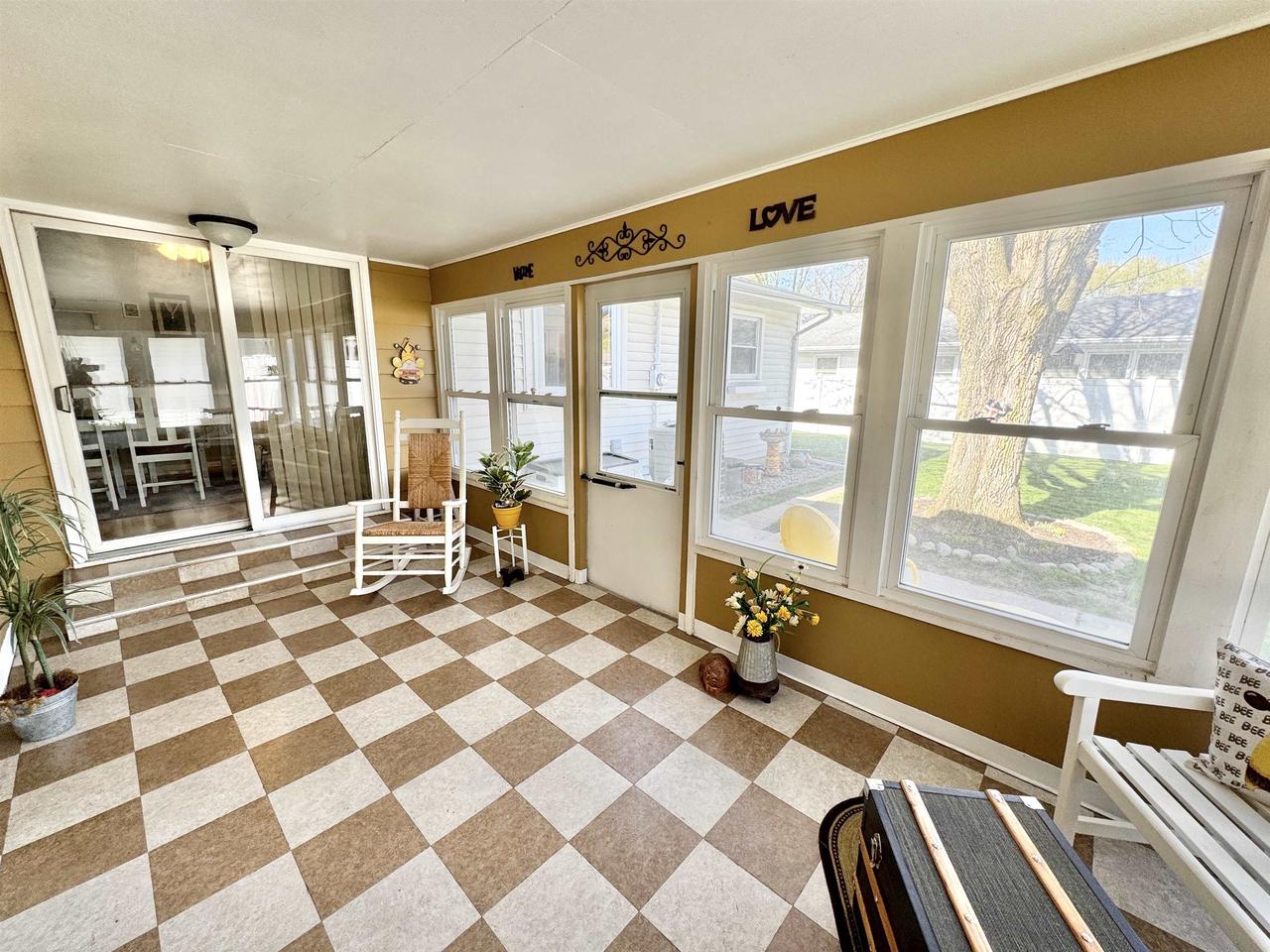 2003 North Lexington Drive