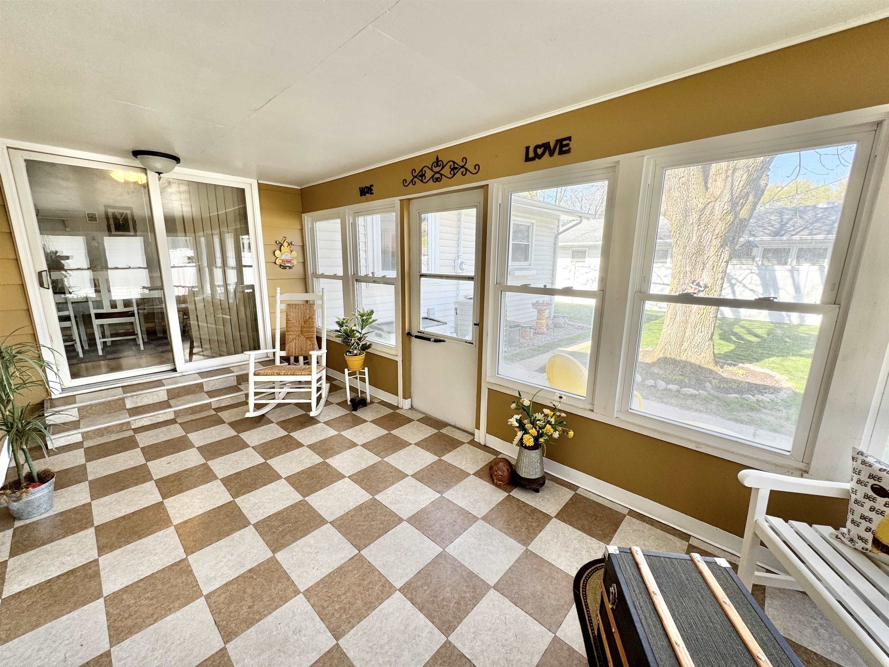 2003 N Lexington Drive